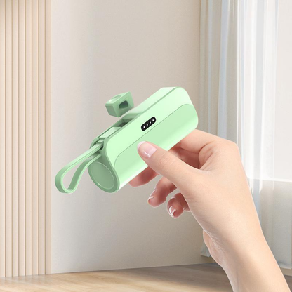 ✨Tragbare Powerbank mit hoher Kapazität und integrierten Kabeln