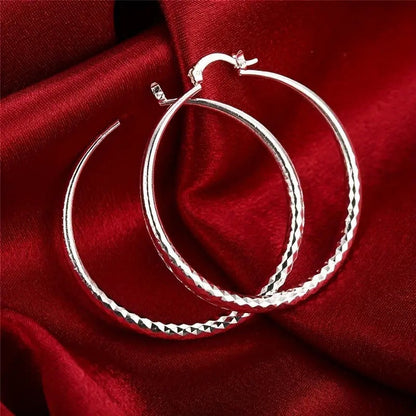 ⏰ 50 % RABATT – Nur für kurze Zeit ✨Diamond-Cut Hoop Earrings for Women