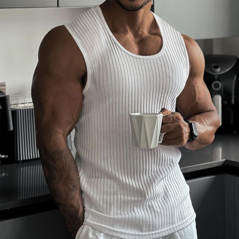Herren-Tanktop aus geripptem Strick in schmaler Passform