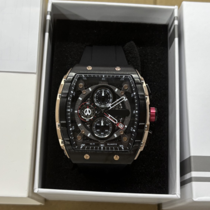 Herren-Chronograph mit Silikonarmband
