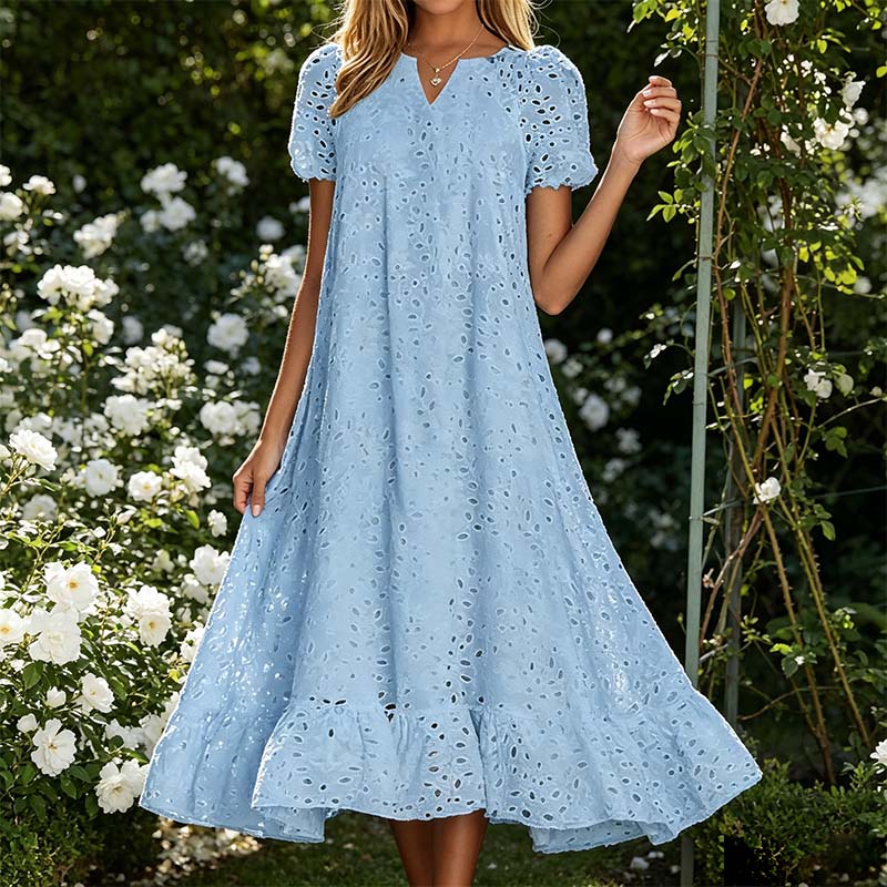 Elegantes Damenkleid mit V-Ausschnitt und kurzen Ärmeln